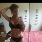 Janinne - Escort bi à Laval Profil de Janinne, 41 ans, Escort bi à Laval (Québec)